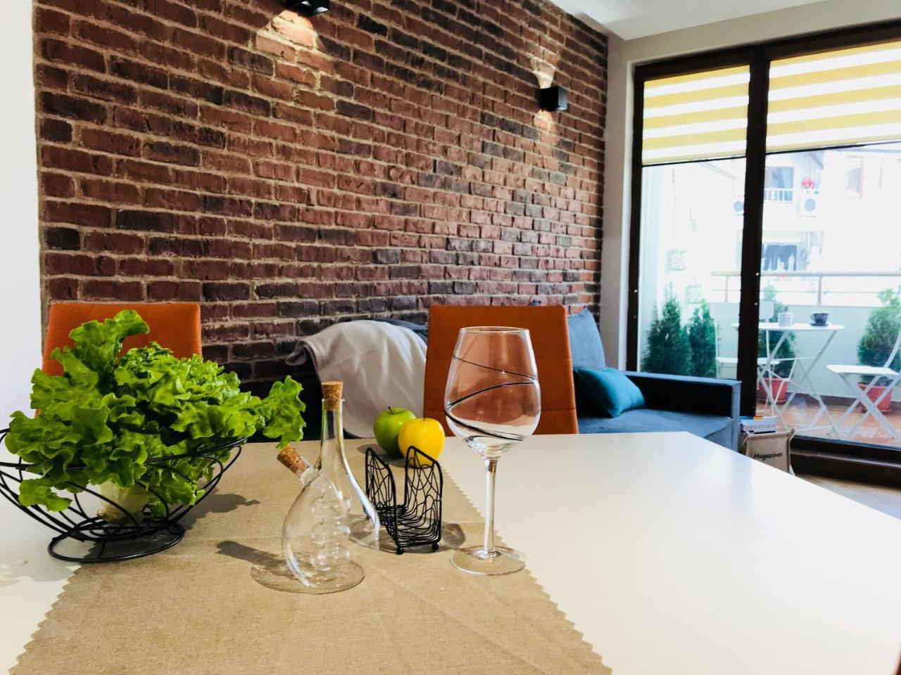 Bright, Comfortable And Cozy Apartment Burgas Luaran gambar