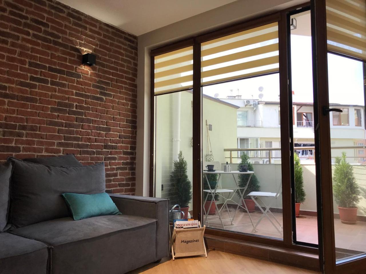 Bright, Comfortable And Cozy Apartment Burgas Luaran gambar